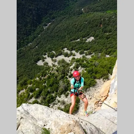 Pont De Valenti Mountain Retreat Apartment Girona